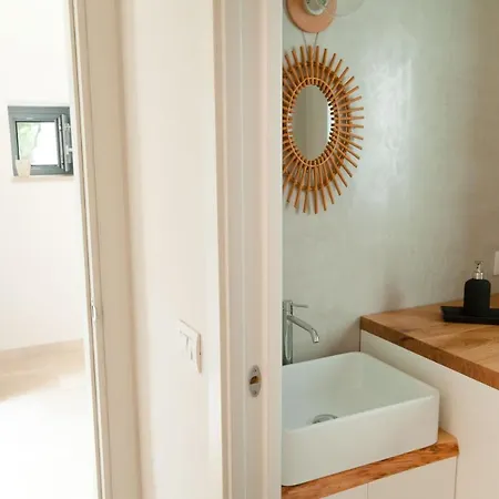 Helloapulia - Charming Trulli Almadari * 奇斯泰尼诺